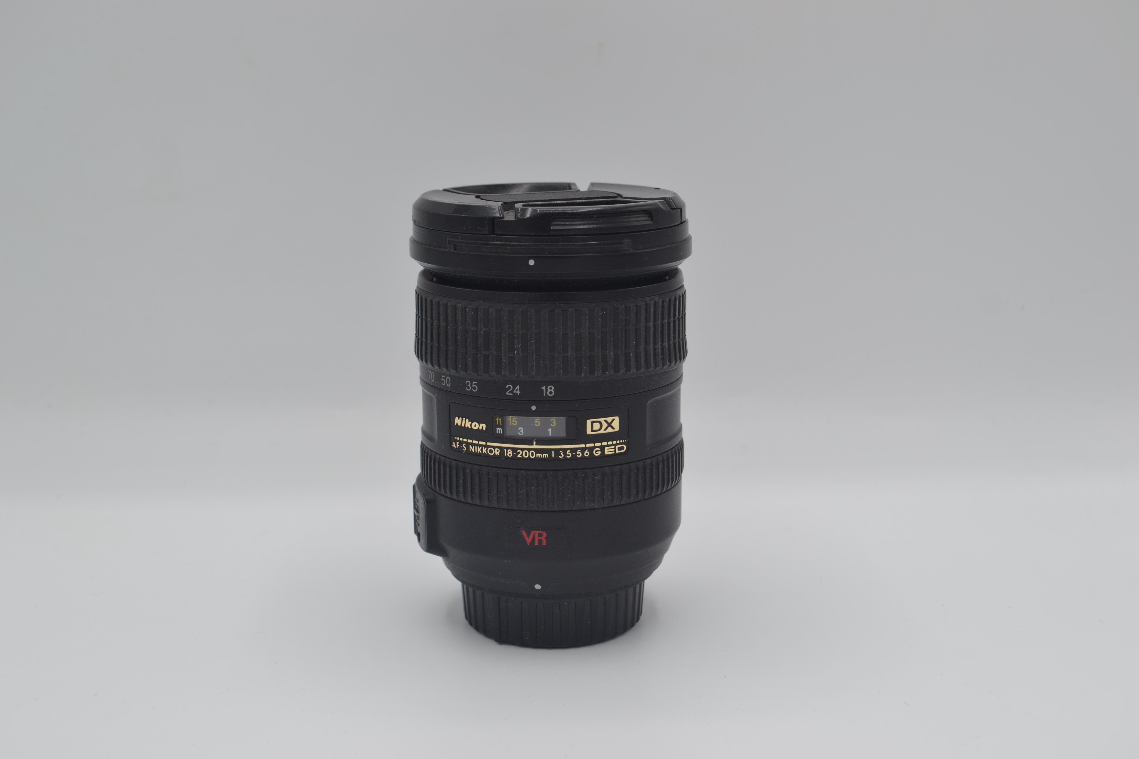 AF-S DX NIKKOR 18-200mm f/3.5-5.6G IF-ED VR