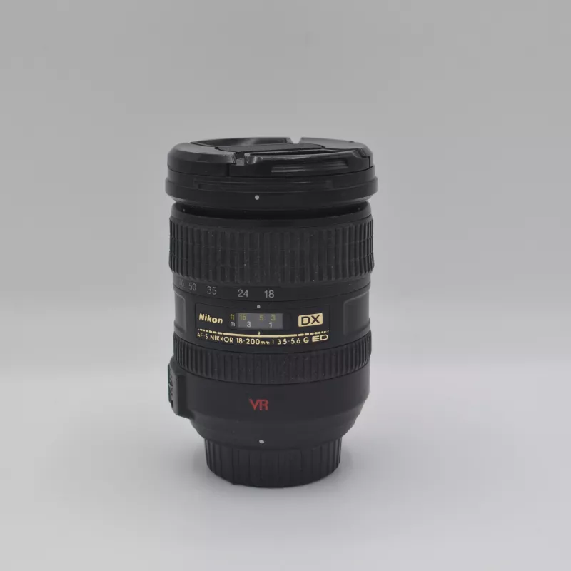 AF-S DX NIKKOR 18-200mm f/3.5-5.6G IF-ED VR